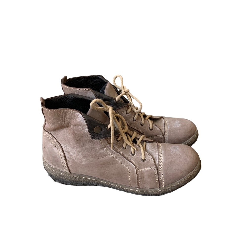 V Italia Kiki leather bootie - size 42